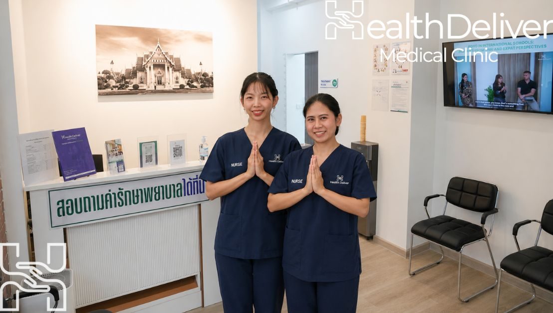 Nurses welcoming patients at HealthDeliver Clinic Sathorn reception